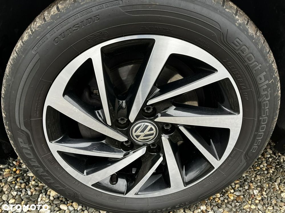 Volkswagen Golf - 35