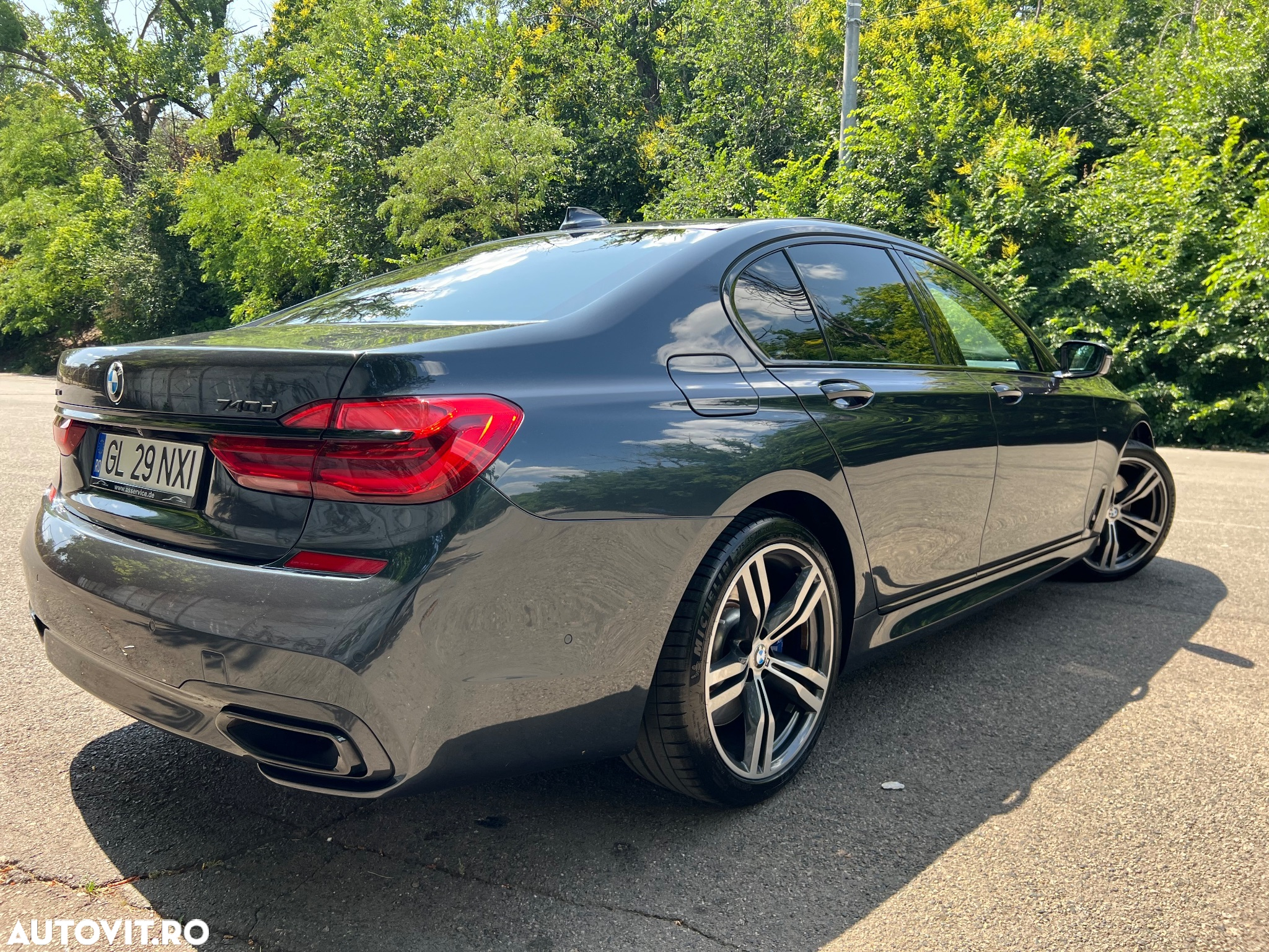 BMW Seria 7 740d xDrive - 12
