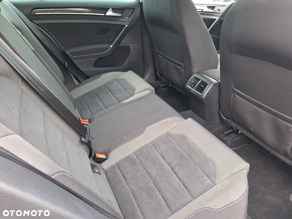 Volkswagen Golf Variant ver-1-5-tsi-act-bluemotion-technology-dsg-highline - 8