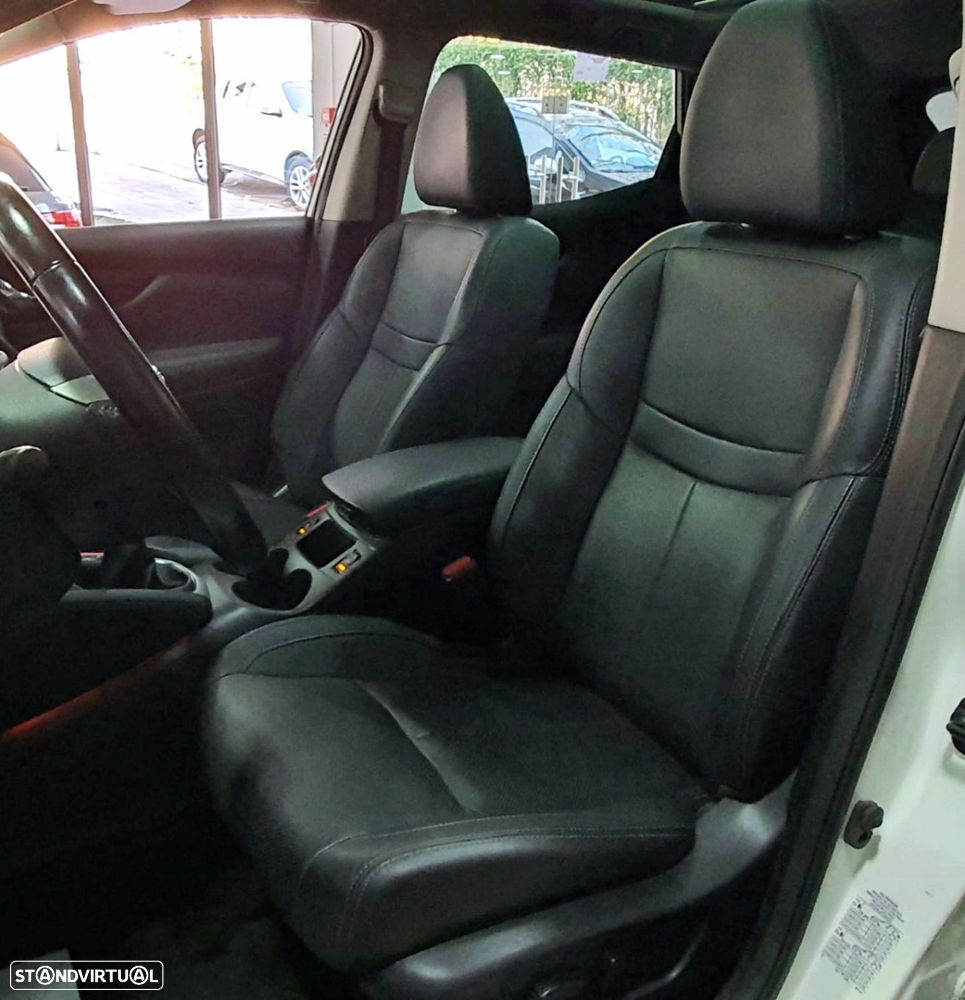 Nissan Qashqai 1.2 DIG-T Tekna Premium Pele S P.Preta - 26