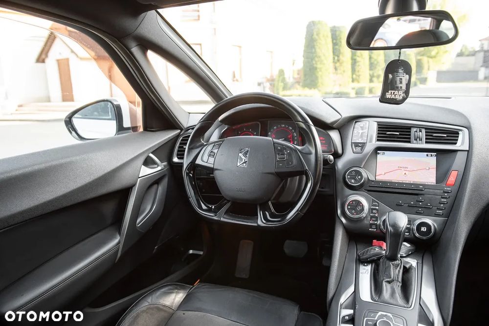Citroën DS5 2.0 HDi SoChic - 24