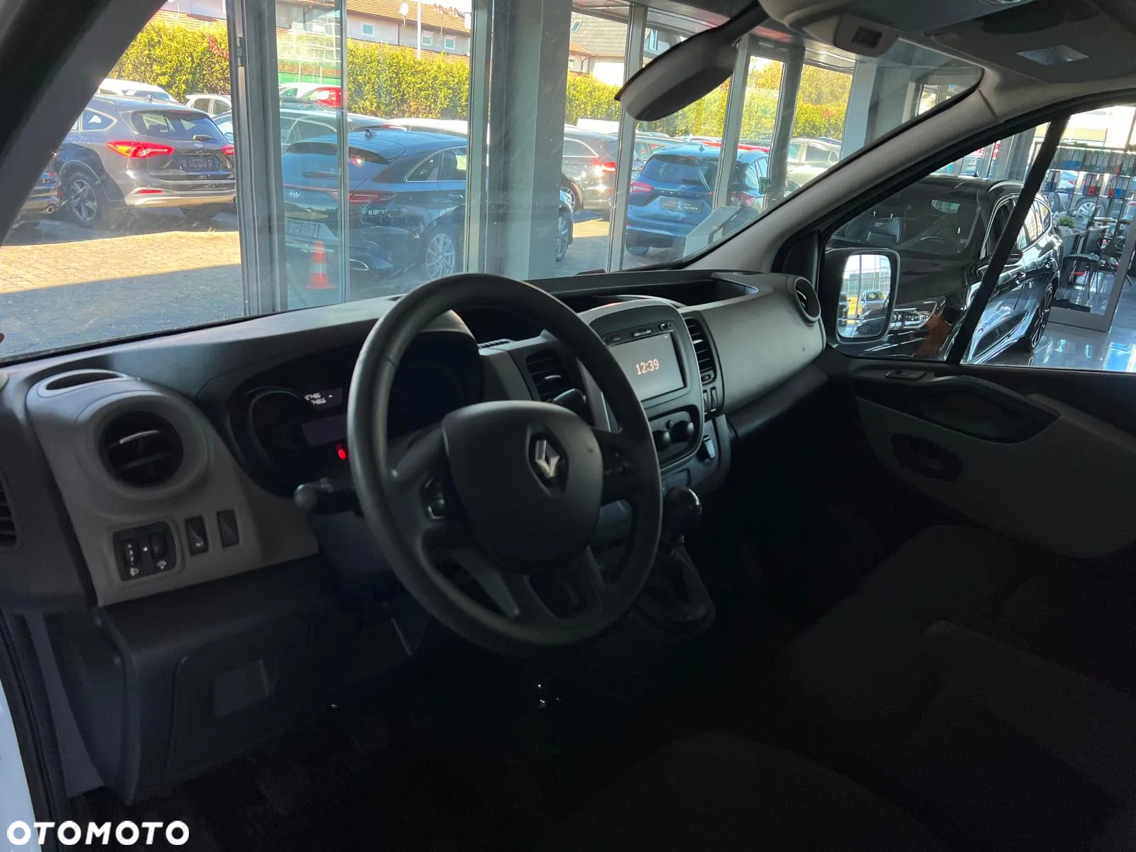 Renault Trafic - 24