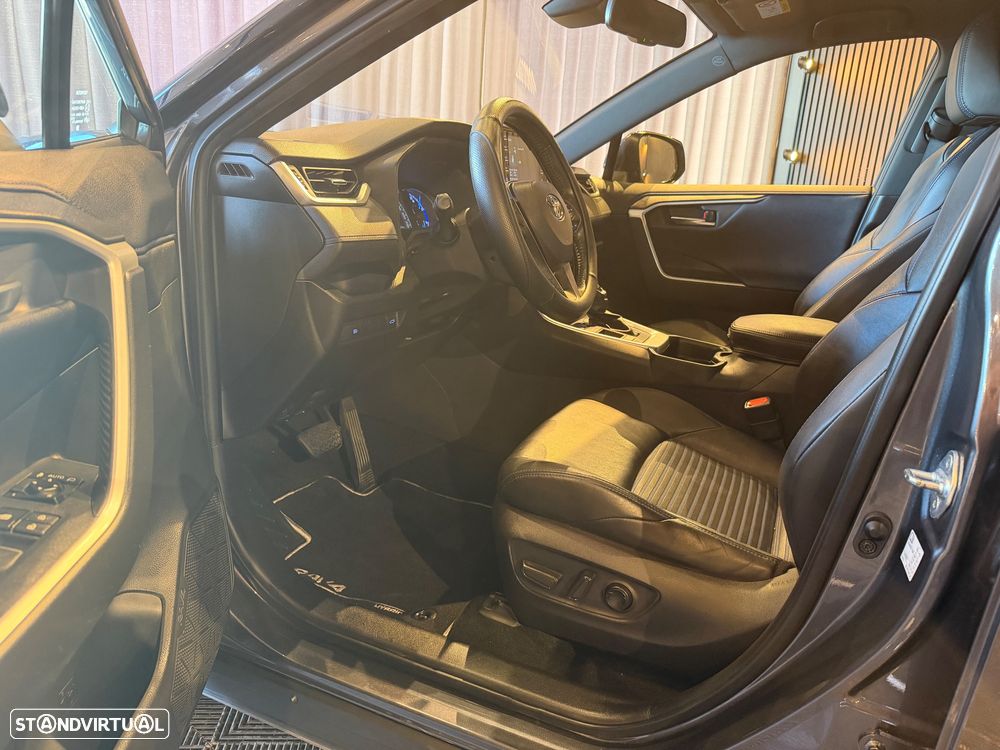 Toyota RAV4 2.5 HDF Square Collection - 17