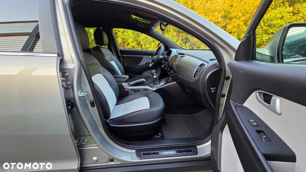 Kia Sportage 2.0 CRDI XL - 27