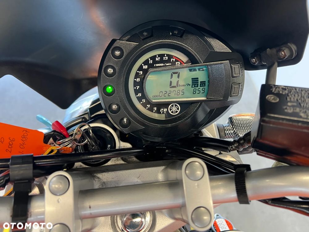 Yamaha FZ6 - 19