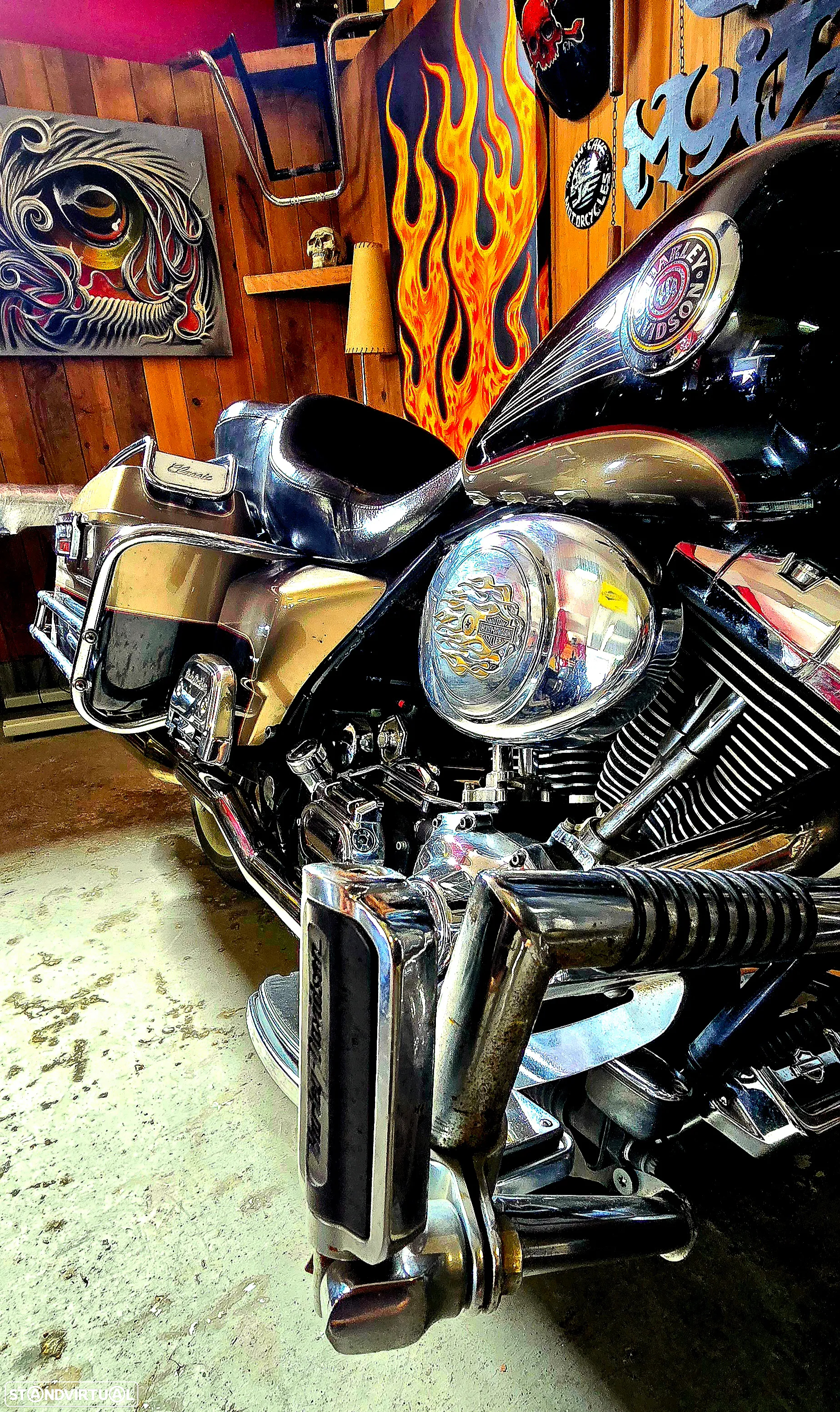 Harley-Davidson FLHTCUI - 11