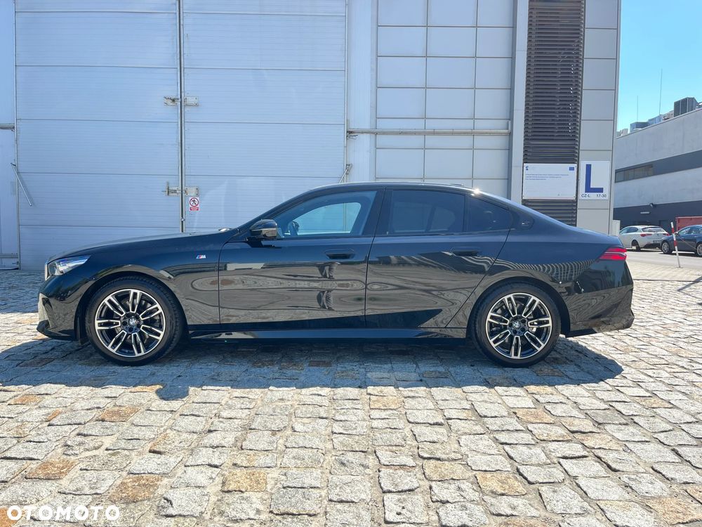 BMW Seria 5 520d mHEV M Sport - 9
