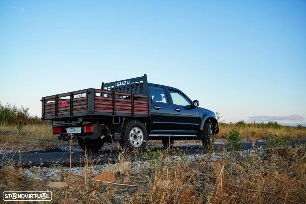Isuzu D-Max 4x4 Cabine Dupla Custom - 5