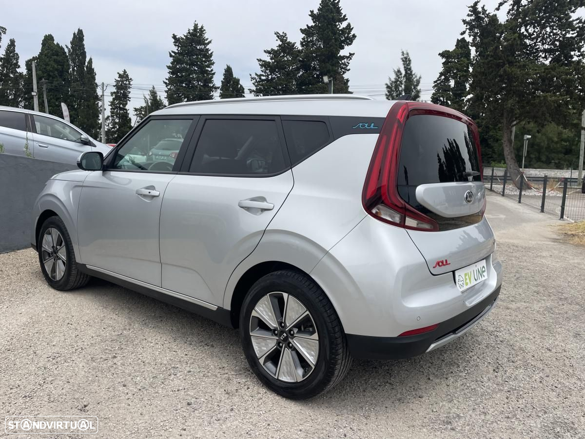 Kia e-Soul Vision - 6