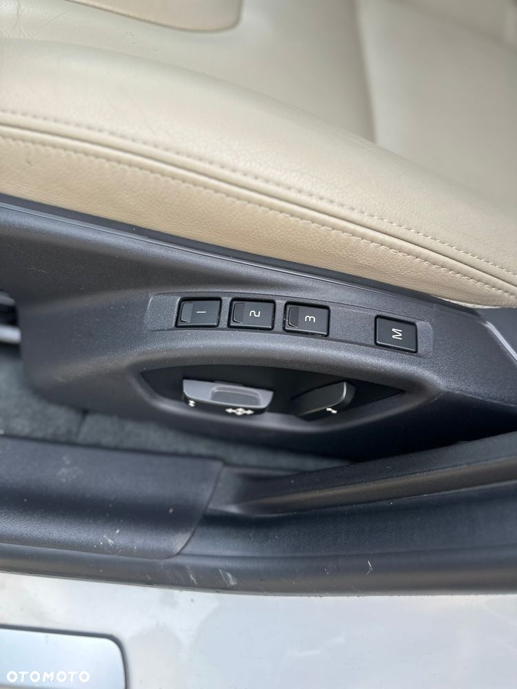 Volvo S60 T5 Geartronic Kinetic - 12