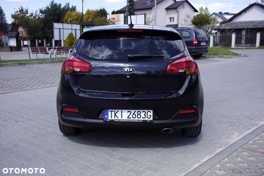 Kia Ceed 1.6 CRDi 128 ISG Spirit - 6