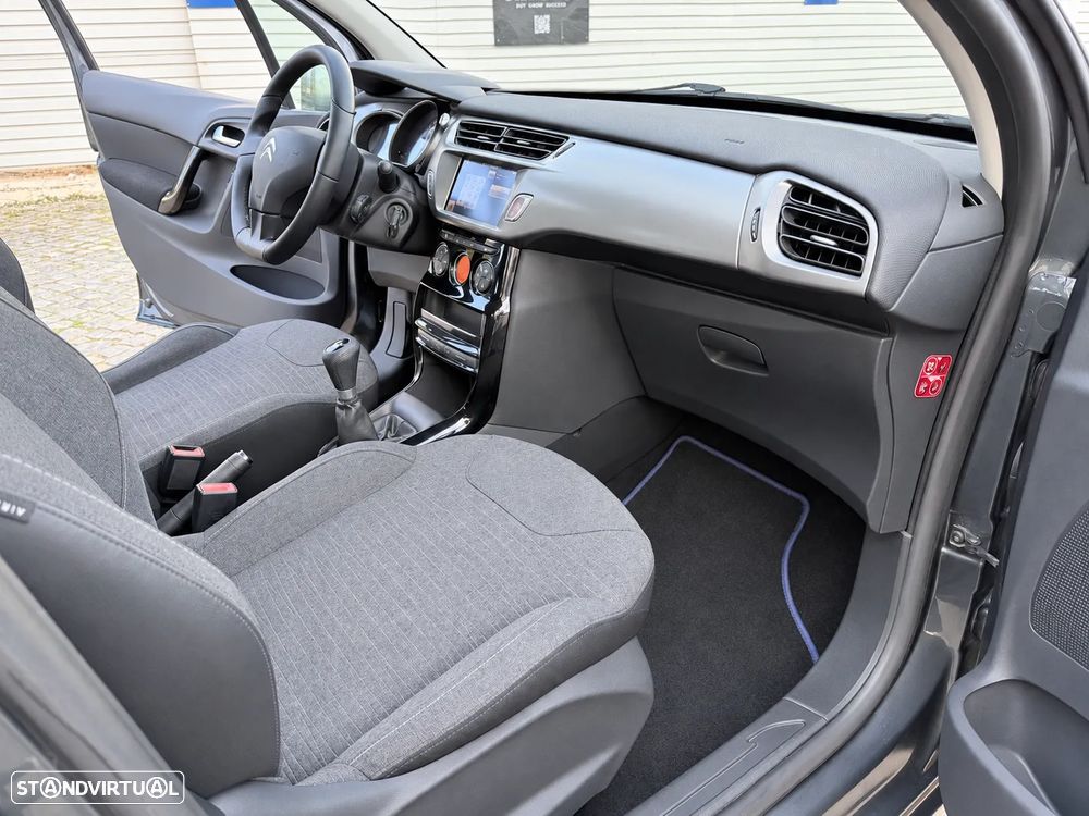Citroën C3 1.6 BlueHDi Exclusive - 31