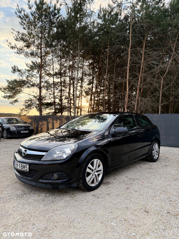 Opel Astra III GTC 1.7 CDTI 111