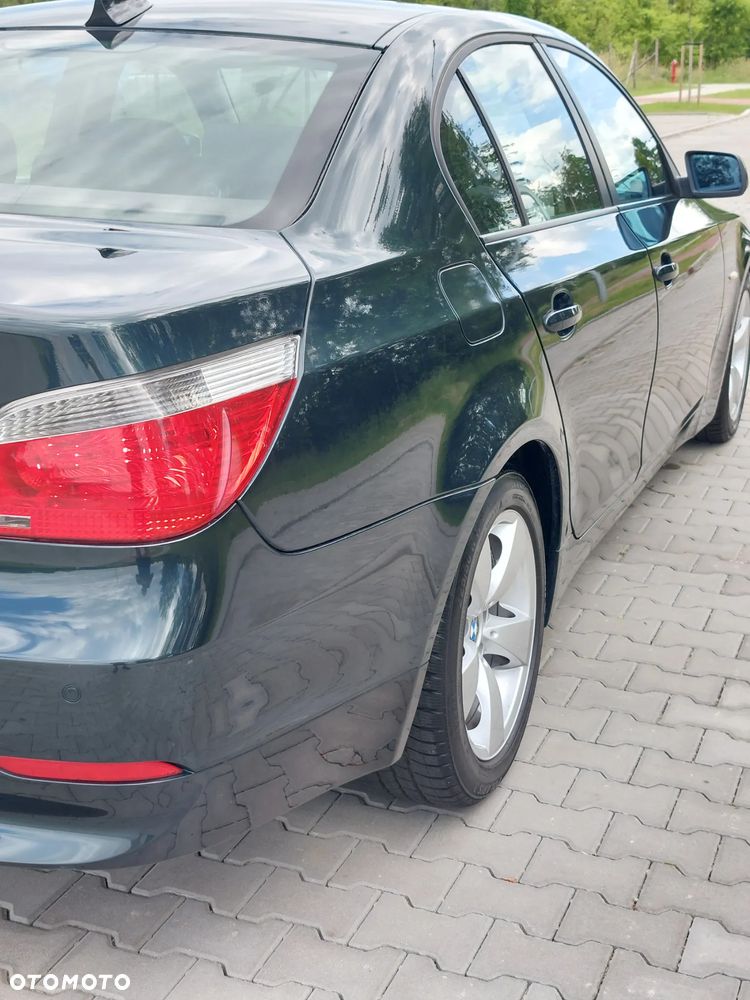 BMW Seria 5 525i - 38