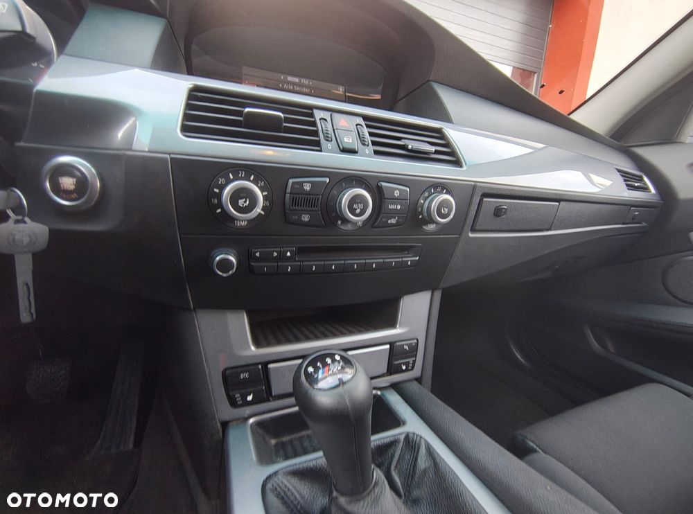 BMW Seria 5 520d Edition Lifestyle - 9