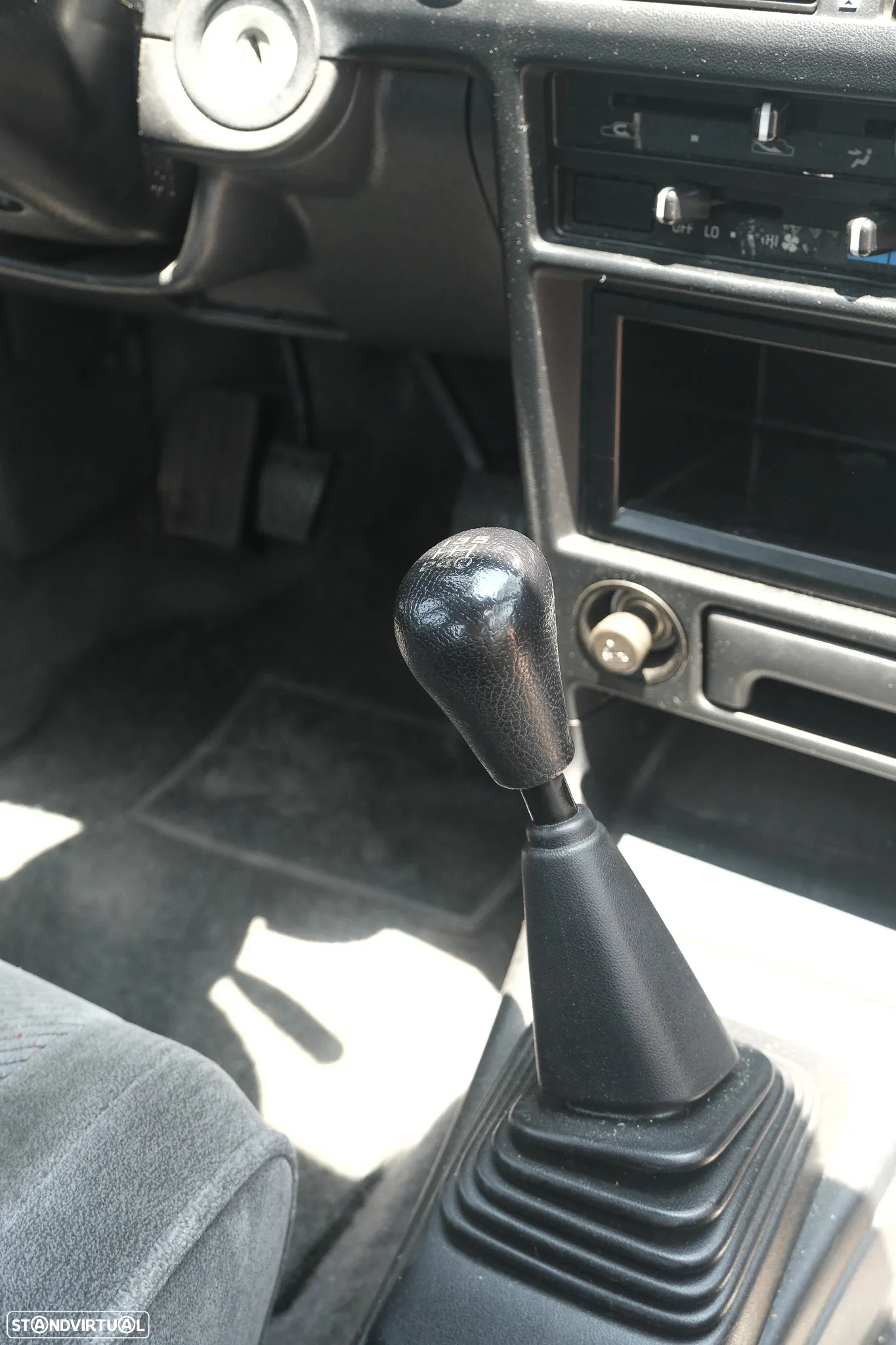 Toyota Corolla - 12
