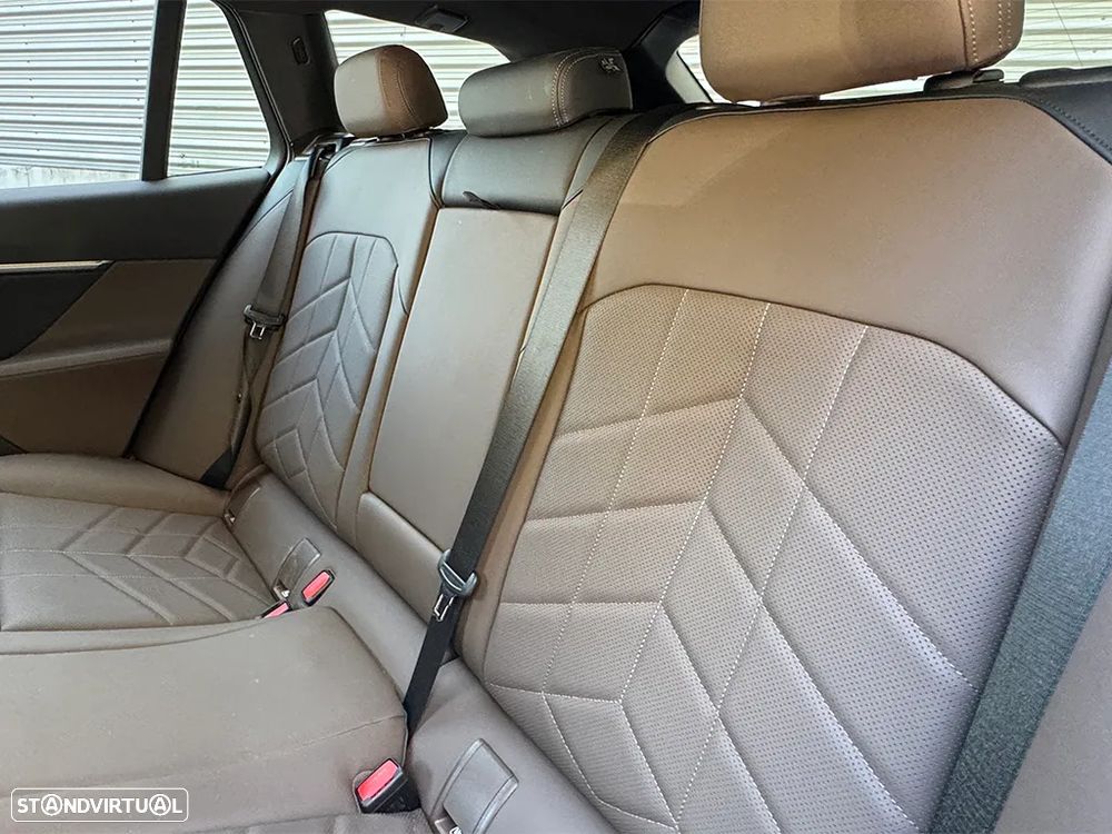 BMW 530 e xDrive Pack Desportivo M - 6