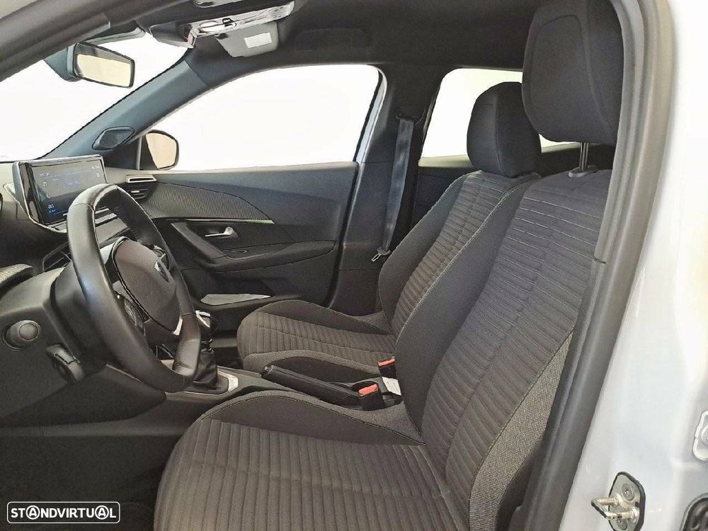 Peugeot 2008 1.2 PureTech Active - 9