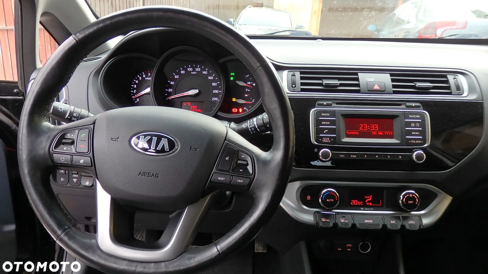 Kia Rio - 16