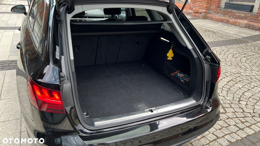 Audi A4 Avant 40 TDI Quattro S tronic - 13
