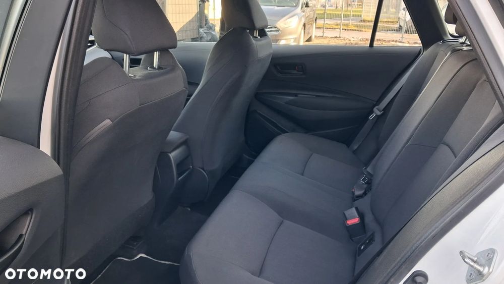 Toyota Corolla 1.8 Hybrid Active - 10