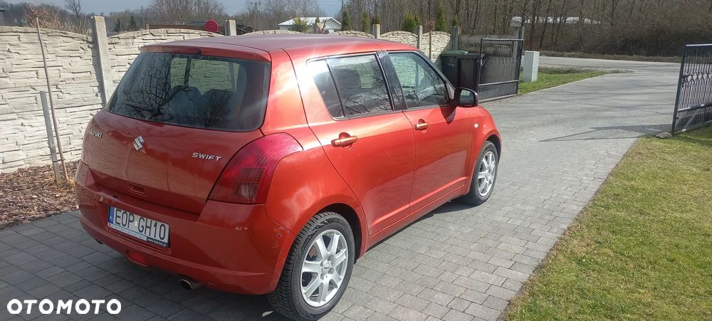 Suzuki Swift 1.3 Comfort dance - 11