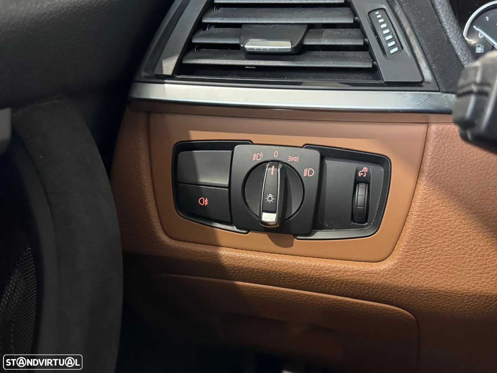 BMW 328 i Auto Pack M - 19