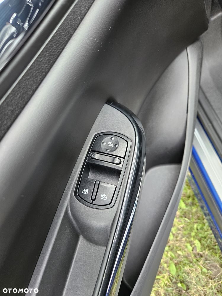Opel Corsa - 16