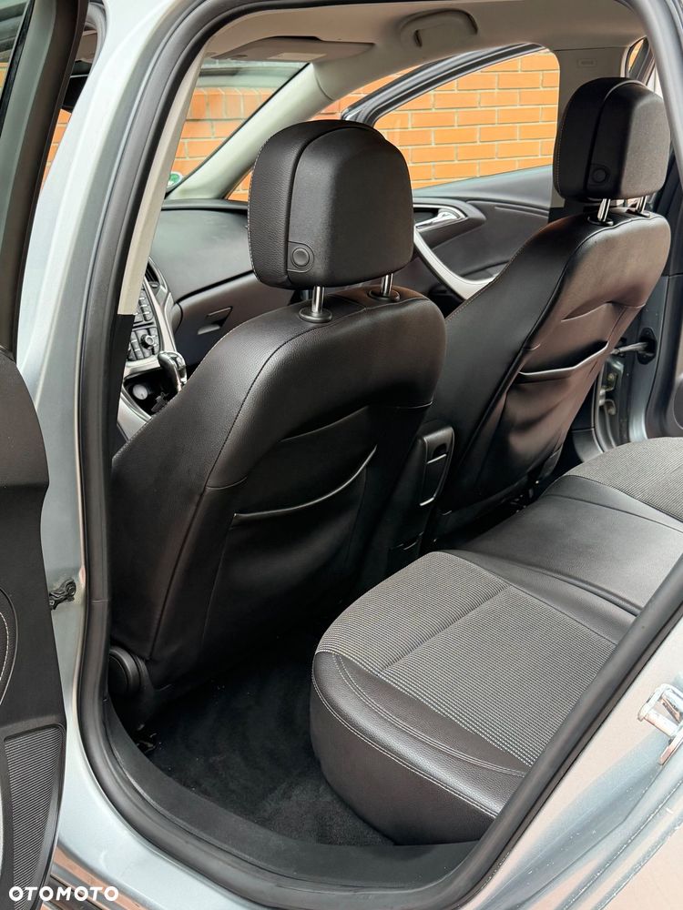 Opel Astra 1.6 Enjoy - 8
