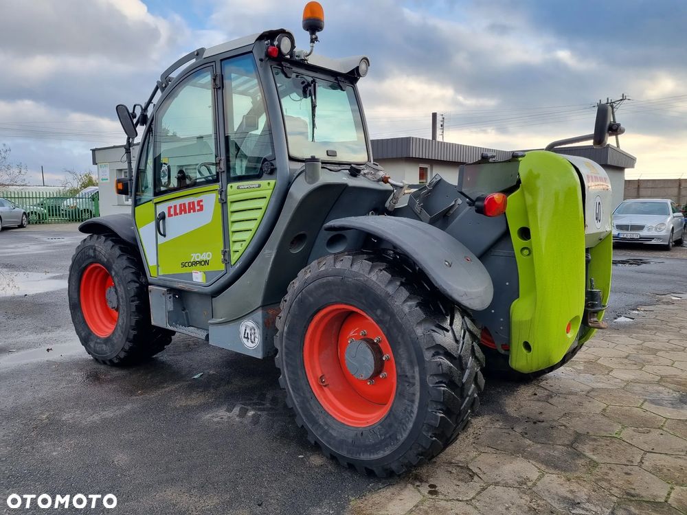 Claas Scorpion 7040 VARIPOWER - 7