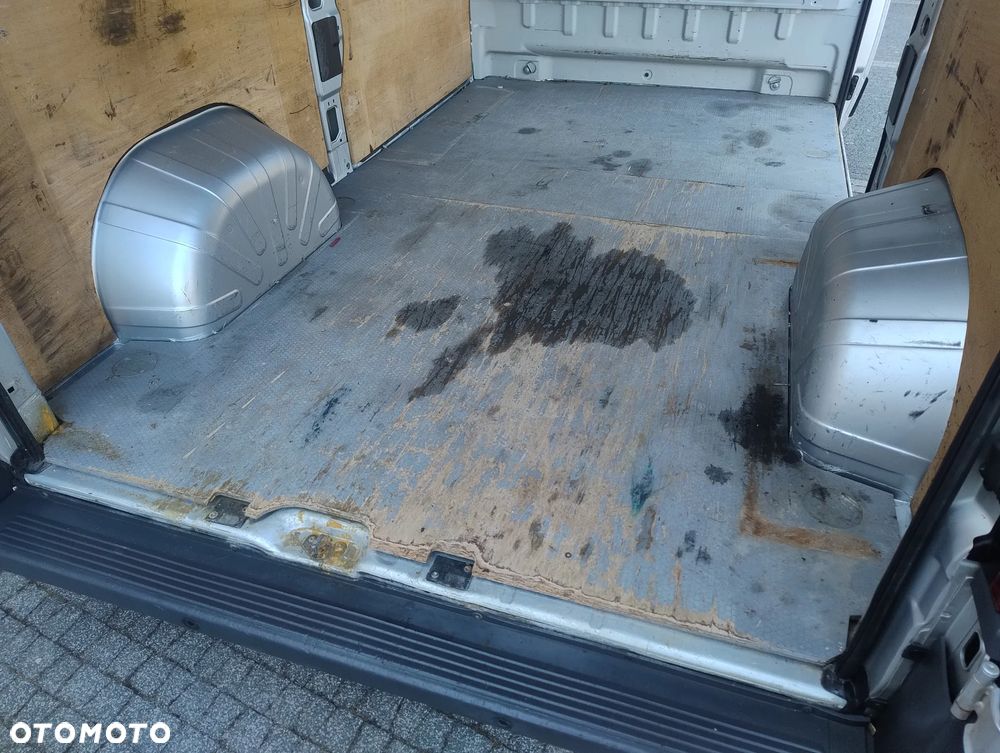 Peugeot BOXER PO LIFTINGU 2.0 HDI (130KM) 6-BIEGÓW (L2H2) STAN SUPER IDEALNY KLIMA FULL OPCJA NIE MA RDZY 100% ORYGINAŁ KM SERWIS ! ! ! - 20