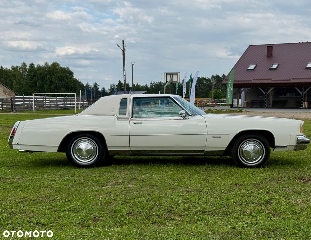 Oldsmobile Toronado - 16