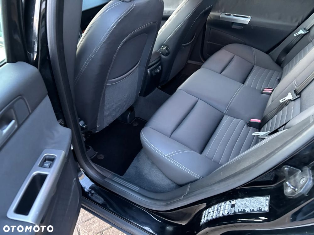 Volvo V50 2.0D DPF Momentum - 8