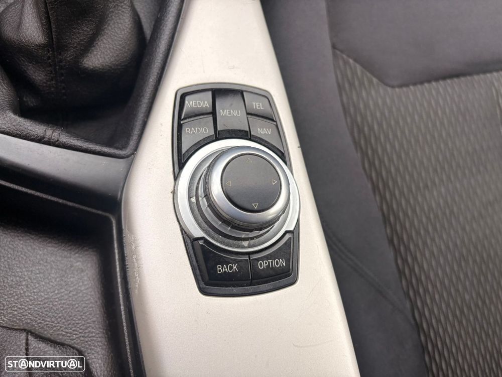 BMW 116 d EfficientDynamics - 28