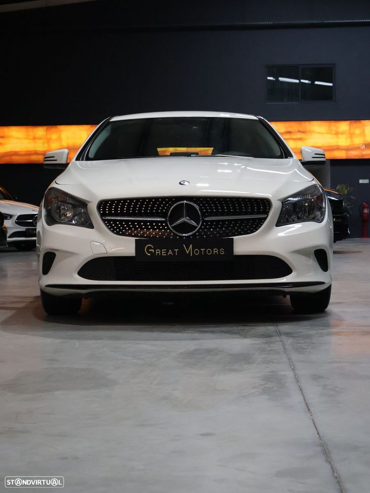 Mercedes-Benz CLA 180 d Shooting Brake Urban - 10