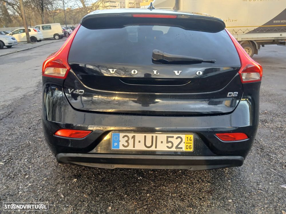Volvo V40 - 8