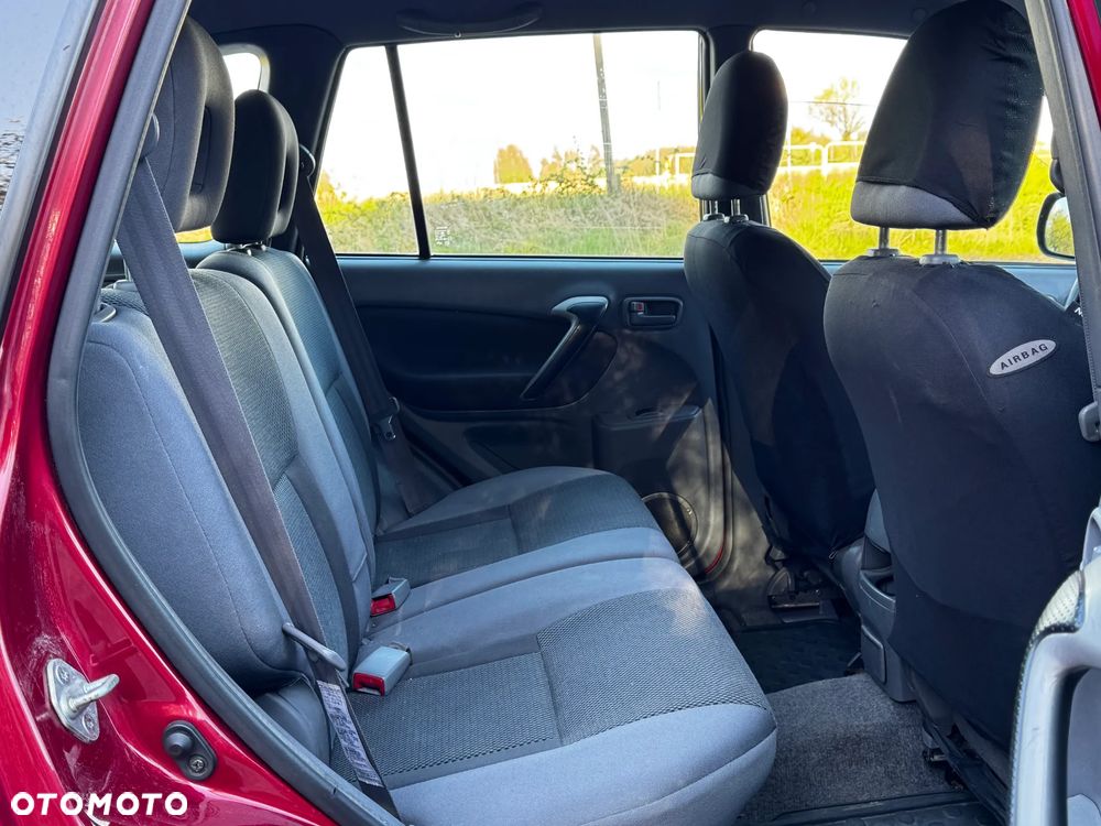 Toyota RAV4 - 5