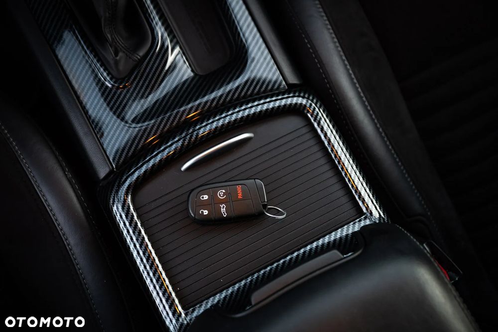 Dodge Charger 5.7 R/T Daytona - 23