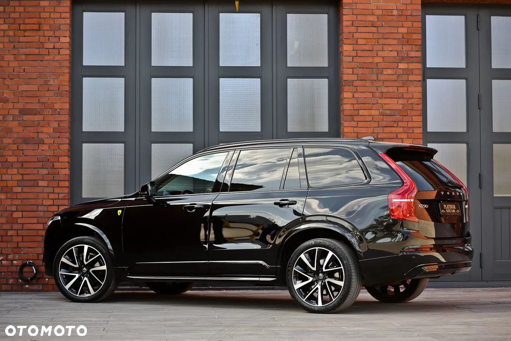 Volvo XC 90 B5 D AWD R-Design 7os - 11