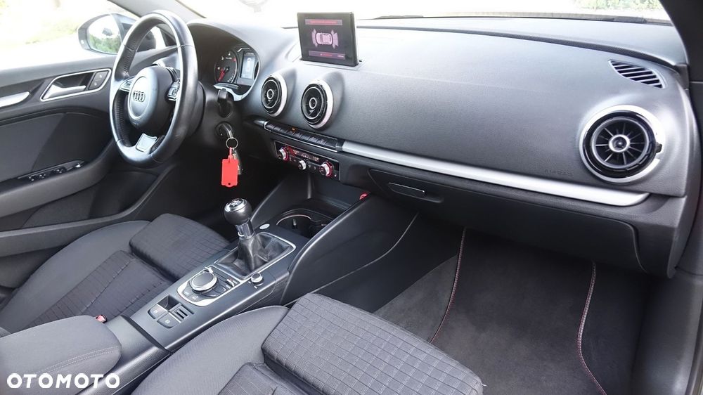 Audi A3 Sportback - 7