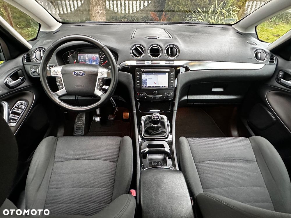 Ford S-Max 2.0 TDCi Silver X - 32