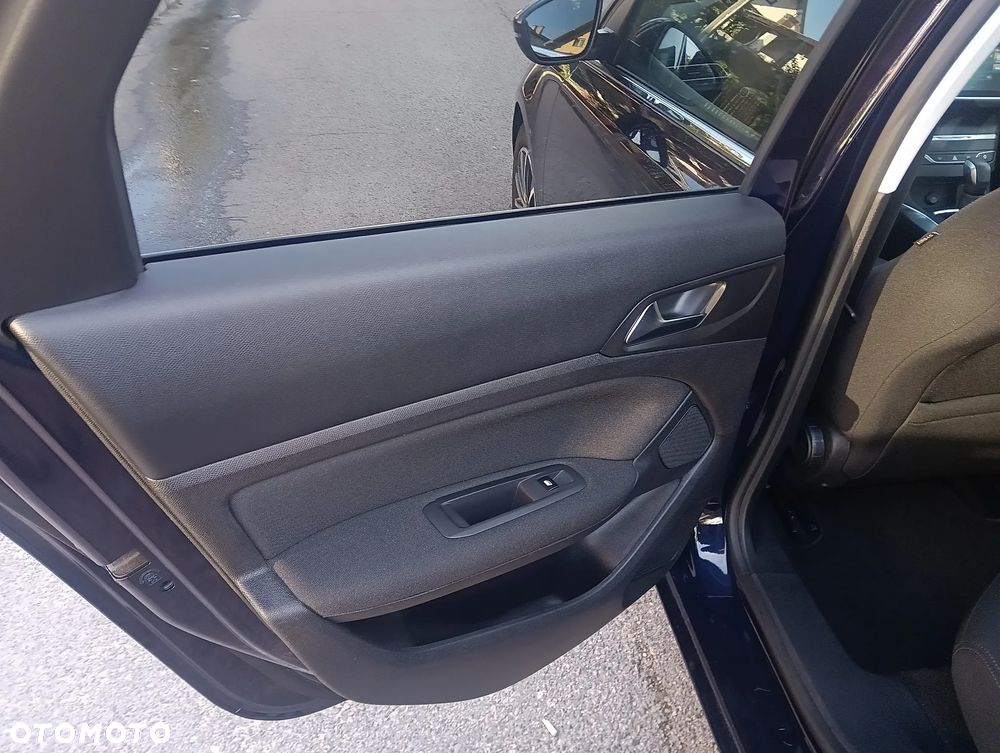 Peugeot 308 SW BlueHDi 120 EAT6 Stop & Start Allure - 14