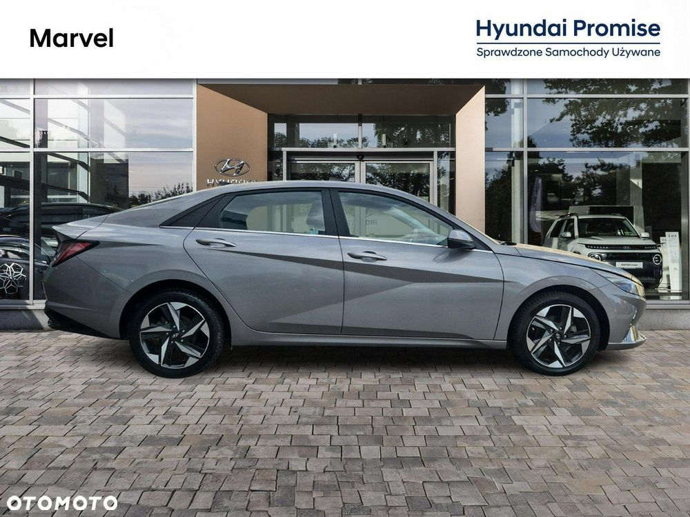 Hyundai Elantra - 6
