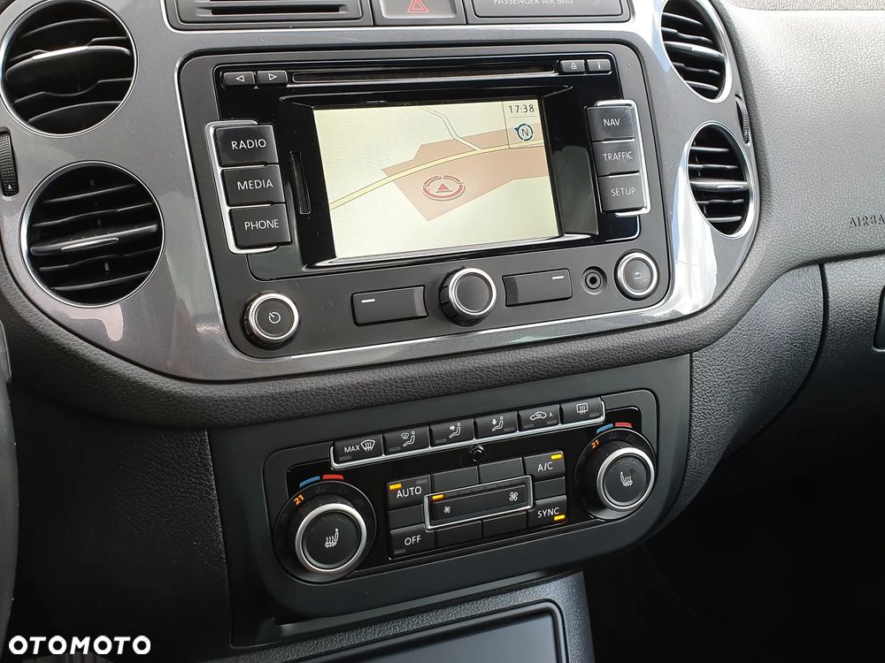Volkswagen Tiguan - 19