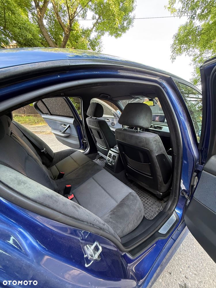 BMW Seria 3 320d - 5