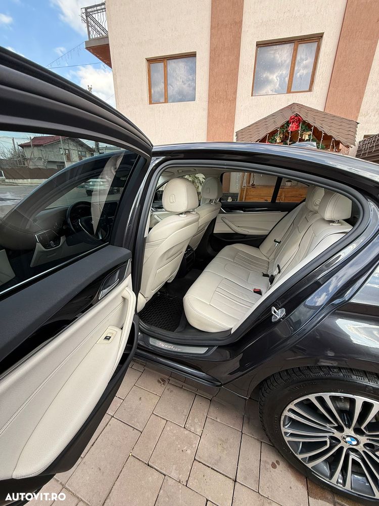 BMW Seria 5 520d Aut. Sport Line - 8