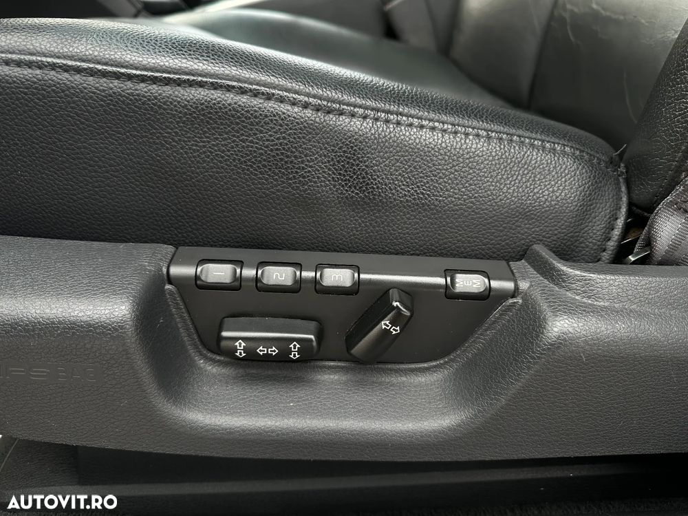 Volvo XC 90 2.4D Executive - 17