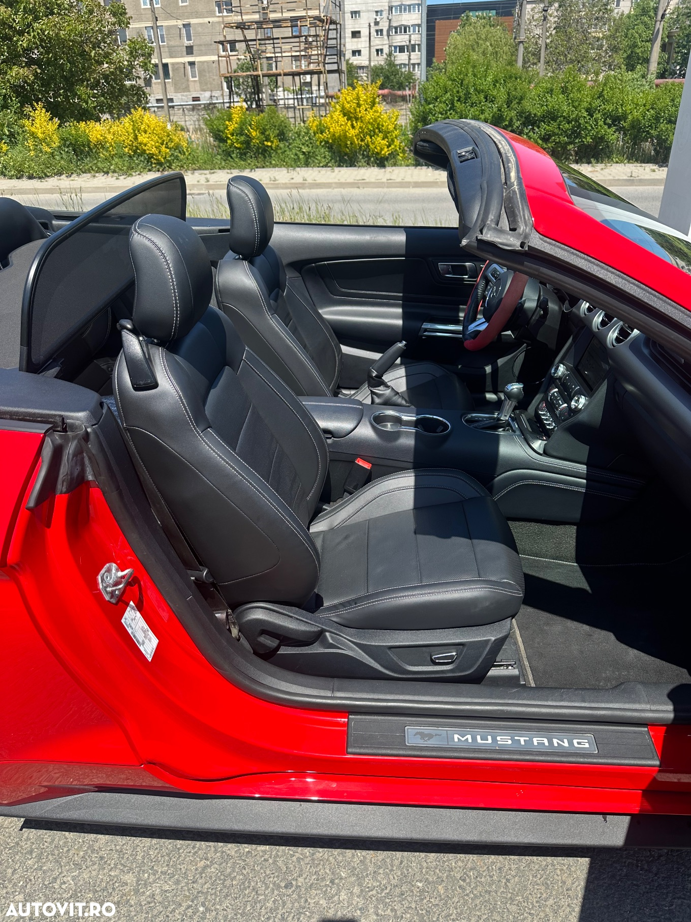 Ford Mustang Convertible 2.3 Eco Boost Aut. - 6