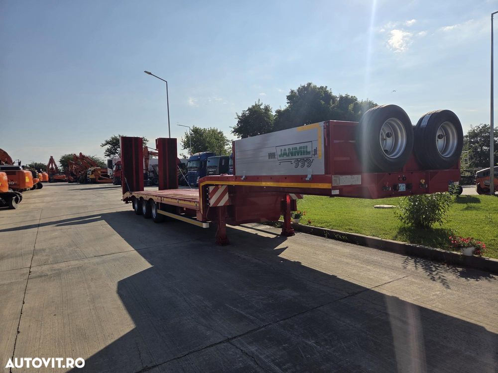 Janmil TRAILER 3 axe FULL OPTION-NOU, 2026, rampe DUBLE, lemne pt extensii latime la 3m, 2 roti rezerva, axe SAF, anv Goodyear, TROLIIU, cutie depozitare, obloane pe gatul de lebada, Carte identitate RAR, Podea rabatabila, posibil leasing-PROMOTIE 58.900eur - 10
