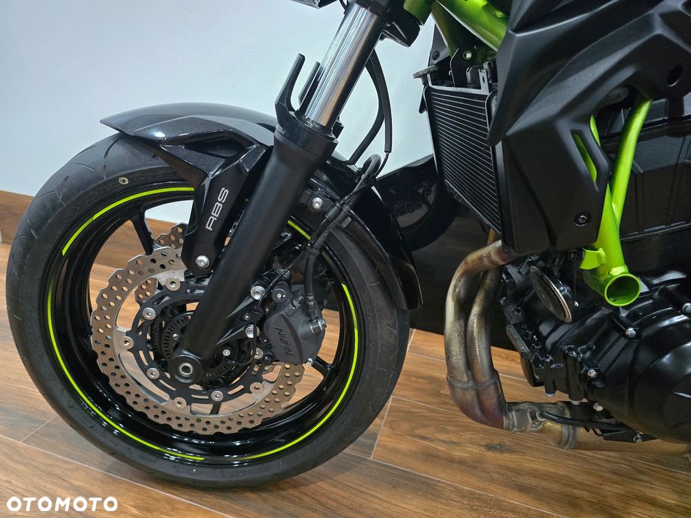Kawasaki Z 650 - 18